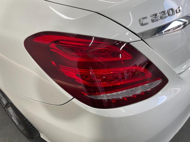 Cクラス C220dアバンギャルド AMGライン レーダーP レザーEX 純正ナビ 地デジ Bカメラ レザーシート シートヒーター LED DSRC Bluetooth HUD PTS ドラレコ リアゲート キーレスGO 禁煙車 純正18AW(31枚目)