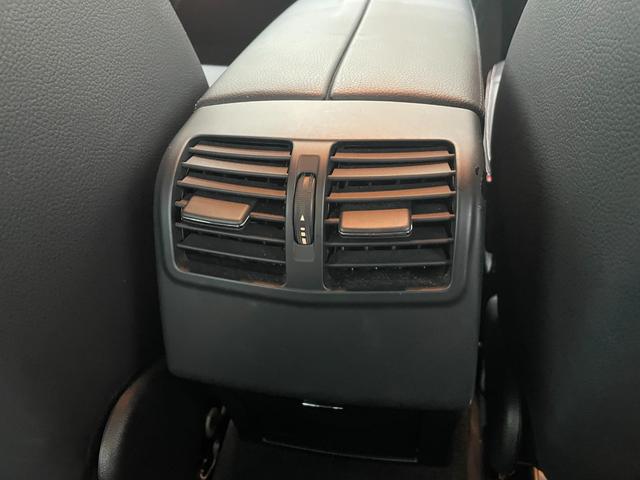 Ｅクラス Ｅ２２０ブルーテック　アバンギャルド　ＡＭＧスポーツＰ　レーダーＰ　純正ナビ　地デジ　３６０カメラ　ハーフレザー　シートヒーター　パワーシート　ＬＥＤ　ＤＳＲＣ　Ｂｌｕｅｔｏｏｔｈ　ＰＴＳ　ドラレコ　キーレスＧＯ　禁煙車　純正１８ＡＷ（62枚目）