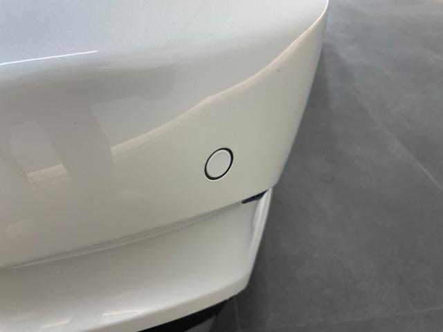 Ｅクラス Ｅ２２０ブルーテック　アバンギャルド　ＡＭＧスポーツＰ　レーダーＰ　純正ナビ　地デジ　３６０カメラ　ハーフレザー　シートヒーター　パワーシート　ＬＥＤ　ＤＳＲＣ　Ｂｌｕｅｔｏｏｔｈ　ＰＴＳ　ドラレコ　キーレスＧＯ　禁煙車　純正１８ＡＷ（63枚目）