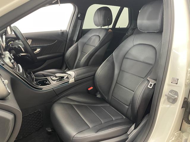 Ｃクラスステーションワゴン Ｃ２２０ｄ　ステーションワゴン　スポーツ　レーダーＰ　純正ナビ　地デジ　Ｂカメラ　レザーシート　シートヒーター　Ｄ席パワーシート　パドルシフト　ＬＥＤ　ＤＳＲＣ　Ｂｌｕｅｔｏｏｔｈ　ＰＴＳ　電動リアゲート　キーレスＧＯ　禁煙車　１８ＡＷ（12枚目）