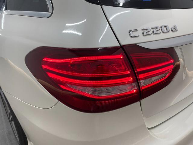 Ｃクラスステーションワゴン Ｃ２２０ｄ　ステーションワゴン　スポーツ　レーダーＰ　純正ナビ　地デジ　Ｂカメラ　レザーシート　シートヒーター　Ｄ席パワーシート　パドルシフト　ＬＥＤ　ＤＳＲＣ　Ｂｌｕｅｔｏｏｔｈ　ＰＴＳ　電動リアゲート　キーレスＧＯ　禁煙車　１８ＡＷ（36枚目）