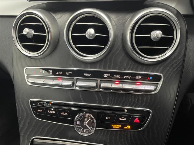 Ｃクラスステーションワゴン Ｃ２２０ｄ　ステーションワゴン　スポーツ　レーダーＰ　純正ナビ　地デジ　Ｂカメラ　レザーシート　シートヒーター　Ｄ席パワーシート　パドルシフト　ＬＥＤ　ＤＳＲＣ　Ｂｌｕｅｔｏｏｔｈ　ＰＴＳ　電動リアゲート　キーレスＧＯ　禁煙車　１８ＡＷ（56枚目）