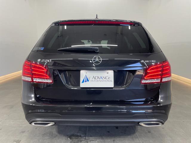 Ｅクラスステーションワゴン Ｅ２２０ブルーテック　ステーションワゴン　アバンＧ　ＡＭＧスポーツＰ　レーダーＰ　純正ナビ　３６０カメラ　ハーフレザー　シートヒーター　パワーシート　ＬＥＤ　ＤＳＲＣ　Ｂｌｕｅｔｏｏｔｈ　ドラレコ　ＰＴＳ　電動リアゲート　キーレスＧＯ　禁煙車　１８ＡＷ（7枚目）