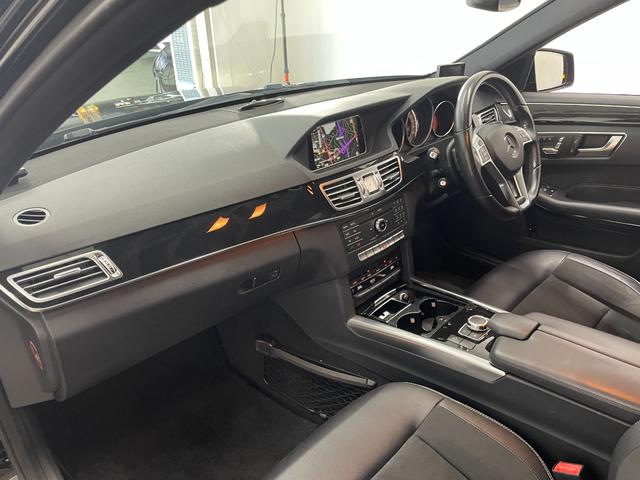 Ｅクラスステーションワゴン Ｅ２２０ブルーテック　ステーションワゴン　アバンＧ　ＡＭＧスポーツＰ　レーダーＰ　純正ナビ　３６０カメラ　ハーフレザー　シートヒーター　パワーシート　ＬＥＤ　ＤＳＲＣ　Ｂｌｕｅｔｏｏｔｈ　ドラレコ　ＰＴＳ　電動リアゲート　キーレスＧＯ　禁煙車　１８ＡＷ（48枚目）