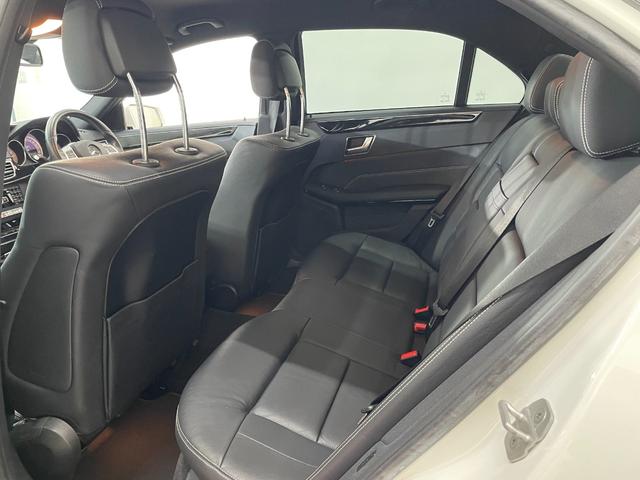 Ｅクラス Ｅ２５０　アバンギャルド　ＡＭＧスポーツＰ　レーダーＰ　純正ナビ　地デジ　Ｂカメラ　レザーシート　シートヒーター　パドルシフト　ＬＥＤ　ＤＳＲＣ　Ｂｌｕｅｔｏｏｔｈ　ＰＴＳ　ドラレコ　キーレスＧＯ　禁煙車　１８ＡＷ（50枚目）