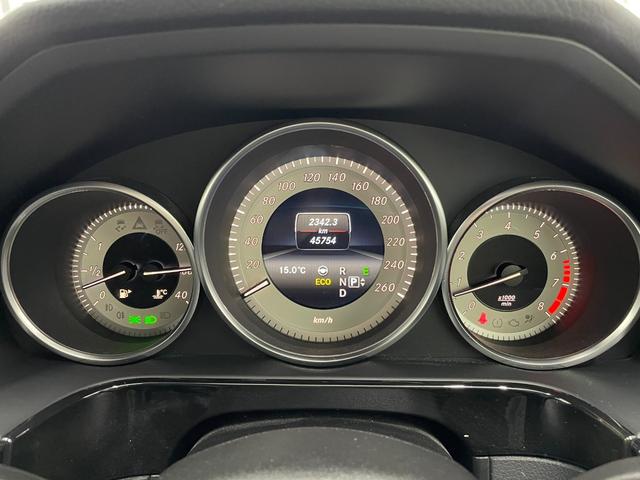 Ｅクラス Ｅ２５０　アバンギャルド　ＡＭＧスポーツＰ　レーダーＰ　純正ナビ　地デジ　Ｂカメラ　レザーシート　シートヒーター　パドルシフト　ＬＥＤ　ＤＳＲＣ　Ｂｌｕｅｔｏｏｔｈ　ＰＴＳ　ドラレコ　キーレスＧＯ　禁煙車　１８ＡＷ（53枚目）