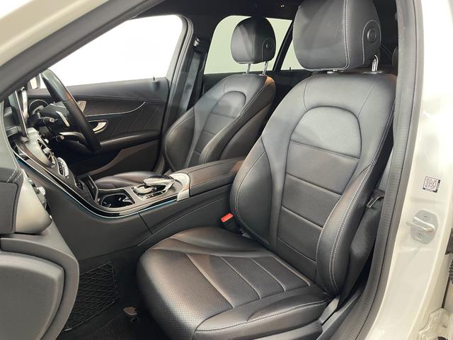 Ｃクラスステーションワゴン Ｃ２００　ステーションワゴン　スポーツ　レーダーＰ　純正ナビ　地デジ　Ｂカメラ　レザーシート　シートヒーター　Ｄ席パワーシート　ＬＥＤ　ＤＳＲＣ　Ｂｌｕｅｔｏｏｔｈ　ＰＴＳ　ＨＵＤ　電動リアゲート　キーレスＧＯ　禁煙車　１８ＡＷ（12枚目）