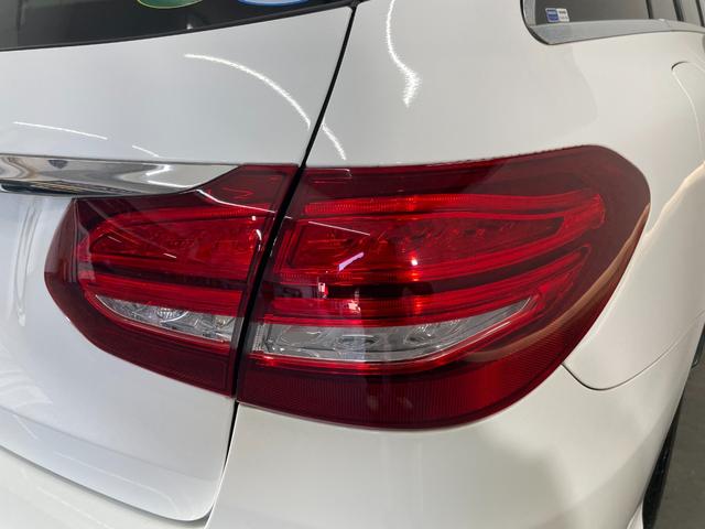 Ｃクラスステーションワゴン Ｃ２００　ステーションワゴン　スポーツ　レーダーＰ　純正ナビ　地デジ　Ｂカメラ　レザーシート　シートヒーター　Ｄ席パワーシート　ＬＥＤ　ＤＳＲＣ　Ｂｌｕｅｔｏｏｔｈ　ＰＴＳ　ＨＵＤ　電動リアゲート　キーレスＧＯ　禁煙車　１８ＡＷ（35枚目）