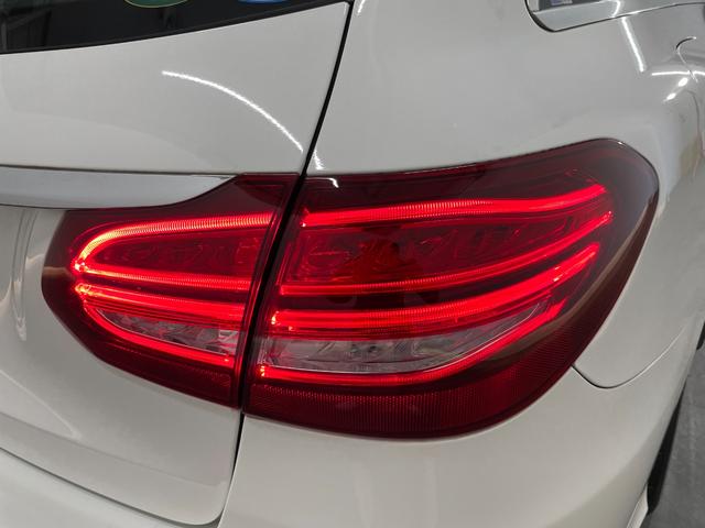 Ｃクラスステーションワゴン Ｃ２００　ステーションワゴン　スポーツ　レーダーＰ　純正ナビ　地デジ　Ｂカメラ　レザーシート　シートヒーター　Ｄ席パワーシート　ＬＥＤ　ＤＳＲＣ　Ｂｌｕｅｔｏｏｔｈ　ＰＴＳ　ＨＵＤ　電動リアゲート　キーレスＧＯ　禁煙車　１８ＡＷ（37枚目）