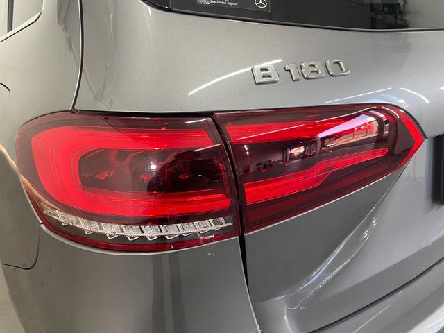 Ｂクラス Ｂ１８０　１オーナー　レーダーＰ　純正ナビ　地デジ　Ｂカメラ　ハーフレザー　シートヒーター　パワーシート　ＬＥＤ　ＤＳＲＣ　Ｂｌｕｅｔｏｏｔｈ　ＰＴＳ　ドラレコ　電動リアゲート　キーレスＧＯ　禁煙車　１７ＡＷ（34枚目）