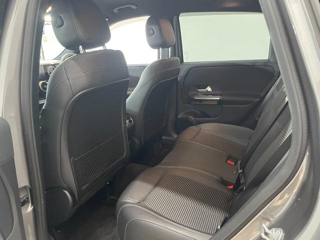 Ｂクラス Ｂ１８０　１オーナー　レーダーＰ　純正ナビ　地デジ　Ｂカメラ　ハーフレザー　シートヒーター　パワーシート　ＬＥＤ　ＤＳＲＣ　Ｂｌｕｅｔｏｏｔｈ　ＰＴＳ　ドラレコ　電動リアゲート　キーレスＧＯ　禁煙車　１７ＡＷ（52枚目）