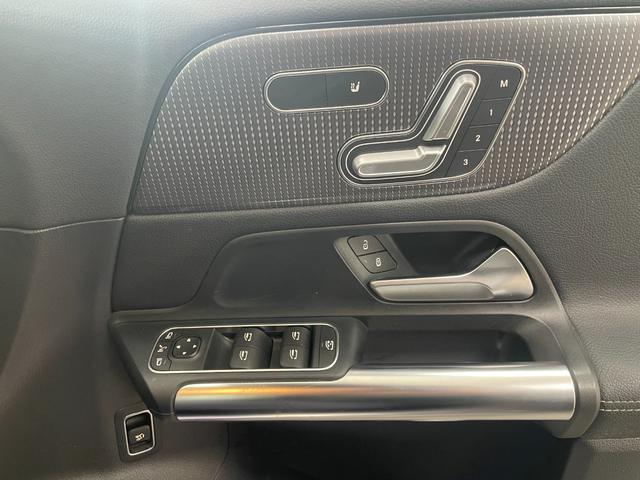 Ｂクラス Ｂ１８０　１オーナー　レーダーＰ　純正ナビ　地デジ　Ｂカメラ　ハーフレザー　シートヒーター　パワーシート　ＬＥＤ　ＤＳＲＣ　Ｂｌｕｅｔｏｏｔｈ　ＰＴＳ　ドラレコ　電動リアゲート　キーレスＧＯ　禁煙車　１７ＡＷ（59枚目）