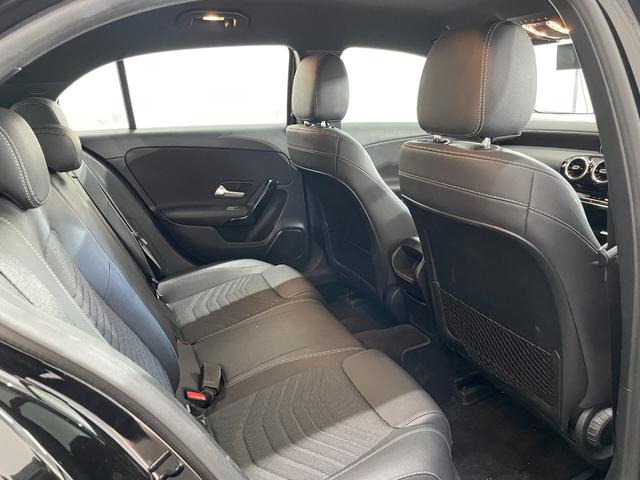 Aクラス A180 1オーナー レーダーP 純正ナビ 地デジ Bカメラ ハーフレザー パドルシフト LED DSRC Bluetooth ドラレコ 禁煙車 16AW(52枚目)