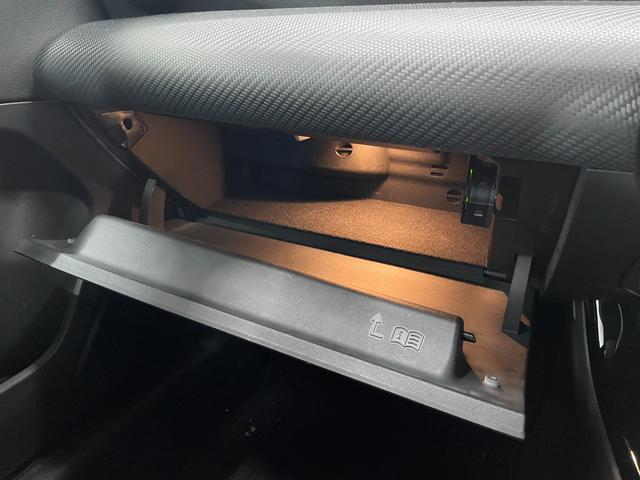 Aクラス A180 1オーナー レーダーP 純正ナビ 地デジ Bカメラ ハーフレザー パドルシフト LED DSRC Bluetooth ドラレコ 禁煙車 16AW(65枚目)