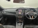Ｅ２２０ブルーテック　アバンギャルド　ＡＭＧスポーツＰ　レーダーＰ　純正ナビ　地デジ　３６０カメラ　ハーフレザー　シートヒーター　パワーシート　ＬＥＤ　ＤＳＲＣ　Ｂｌｕｅｔｏｏｔｈ　ＰＴＳ　ドラレコ　キーレスＧＯ　禁煙車　純正１８ＡＷ（9枚目）