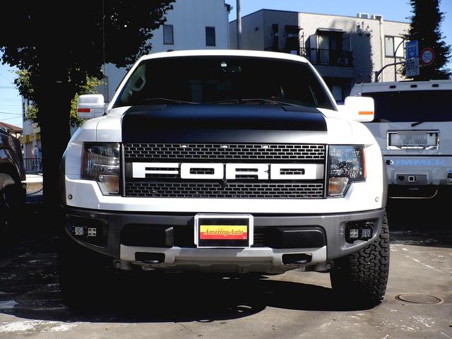 SVT ラプター スーパークルーキャブ 4WD 新車並行車 FOXショック ワンオフマフラー 純正17インチアルミ 専用レザーシート サンルーフ ヒルアシストモード付 V8 6200cc 411馬力エンジン(3枚目)