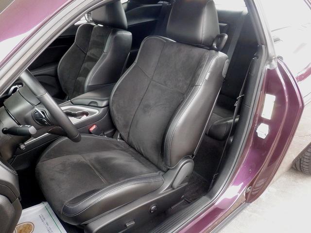 ダッジ・チャレンジャー Ｒ／Ｔ　プラス　新車並行車　Ｖ８　５．７Ｌ　ＨＥＭＩエンジン　８速ＡＴ　パフォーマンスハンドリング　パドルシフト　レザーシート　ハーマンカードンオーディオ　アップルカープレイ　Ｂｌｕｅｔｏｏｔｈ　バックカメラ（12枚目）