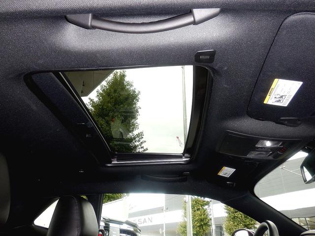 ダッジ・チャレンジャー Ｒ／Ｔ　プラス　新車並行車　Ｖ８　５．７Ｌ　ＨＥＭＩエンジン　８速ＡＴ　パフォーマンスハンドリング　パドルシフト　レザーシート　ハーマンカードンオーディオ　アップルカープレイ　Ｂｌｕｅｔｏｏｔｈ　バックカメラ（18枚目）