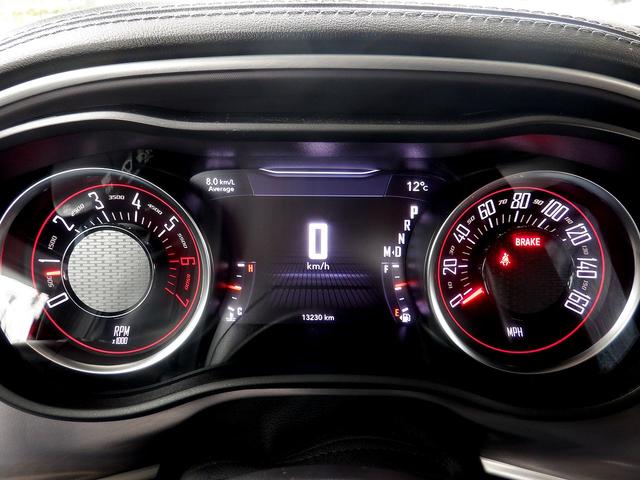 ダッジ・チャレンジャー Ｒ／Ｔ　プラス　新車並行車　Ｖ８　５．７Ｌ　ＨＥＭＩエンジン　８速ＡＴ　パフォーマンスハンドリング　パドルシフト　レザーシート　ハーマンカードンオーディオ　アップルカープレイ　Ｂｌｕｅｔｏｏｔｈ　バックカメラ（19枚目）