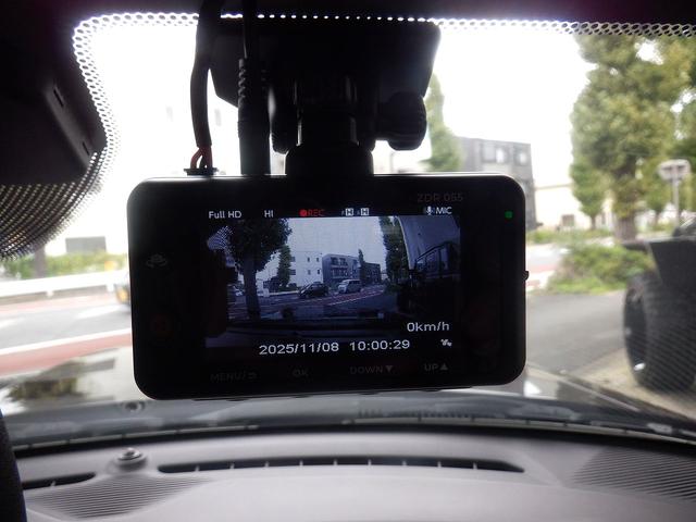 ダッジ・チャレンジャー Ｒ／Ｔ　プラス　新車並行車　Ｖ８　５．７Ｌ　ＨＥＭＩエンジン　８速ＡＴ　パフォーマンスハンドリング　パドルシフト　レザーシート　ハーマンカードンオーディオ　アップルカープレイ　Ｂｌｕｅｔｏｏｔｈ　バックカメラ（31枚目）