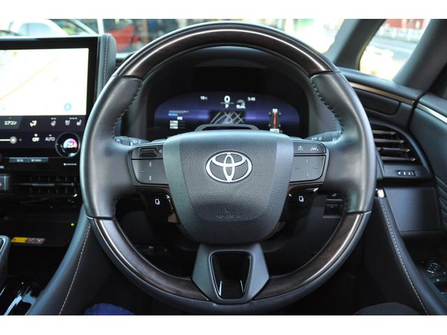 ヴェルファイアハイブリッド Ｚ　プレミア　Ｅ－ＦＯＵＲ・モデリスタエアロ・ムーンルーフ・ユニバーサルステップ・１３．２後席ディスプレイ・デジタルインナーミラー・サイドエンブレムイルミネーション・１オーナー・禁煙車・保証書（15枚目）