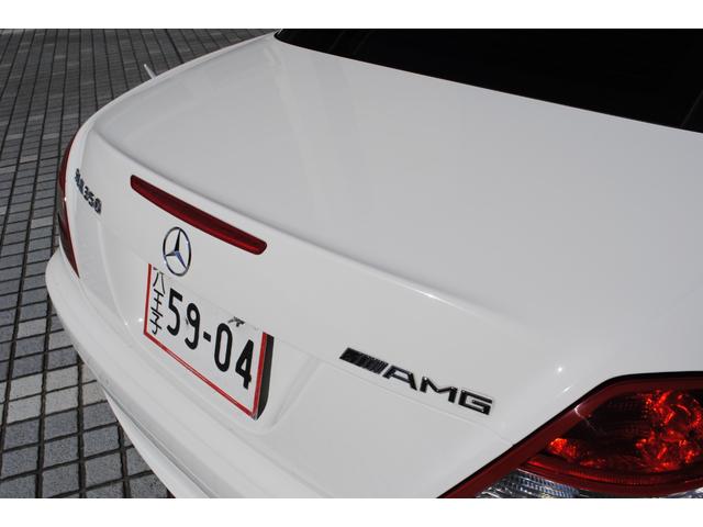 ＳＬＫ ＳＬＫ３５０　ＡＭＧスポーツパッケージ　ＡＭＧ１８インチアルミホイール　ドライブレコーダー　電動バリオルーフ　ハーマンカードンオーディオシステム　メモリー付き本革シート　シートヒーター　キーレスキー　パドルシフト（14枚目）