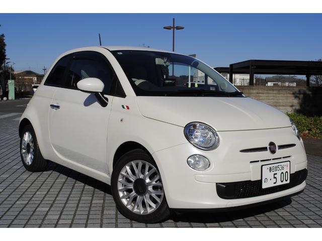 500 ペコレッラ 100台限定車 アイスホワイト 15インチアルミホイール アイドリングストップ 本革シート 社外ナビ(13枚目)