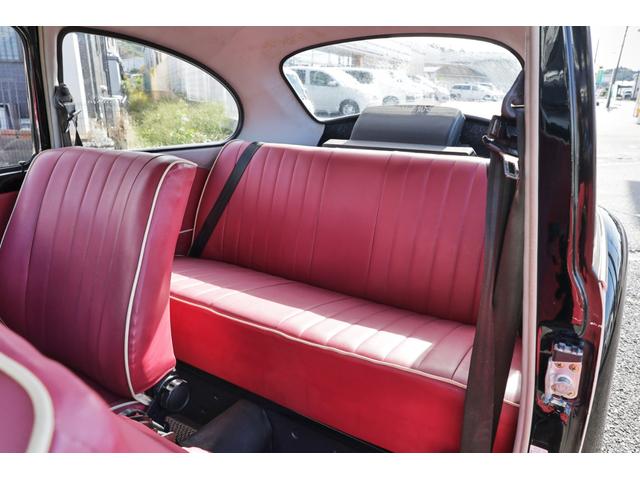 VOLKSWAGEN BEETLE 1600