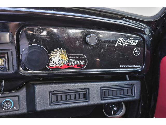 VOLKSWAGEN BEETLE 1600