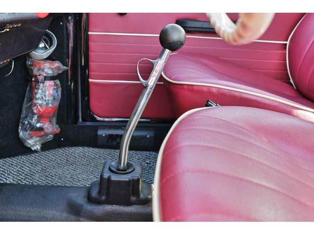 VOLKSWAGEN BEETLE 1600