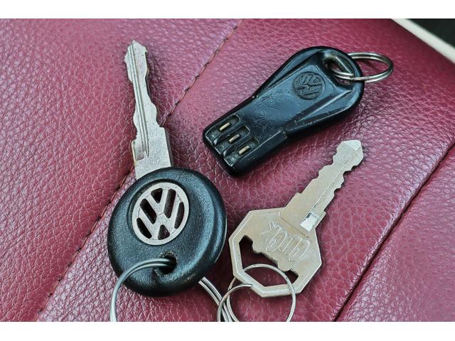 VOLKSWAGEN BEETLE 1600