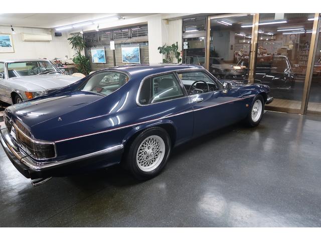 ＸＪ－Ｓ ４．０　ＸＪ－Ｓ４．０　Ｄ車　右Ｈ　ウエストミンスターブルー（13枚目）