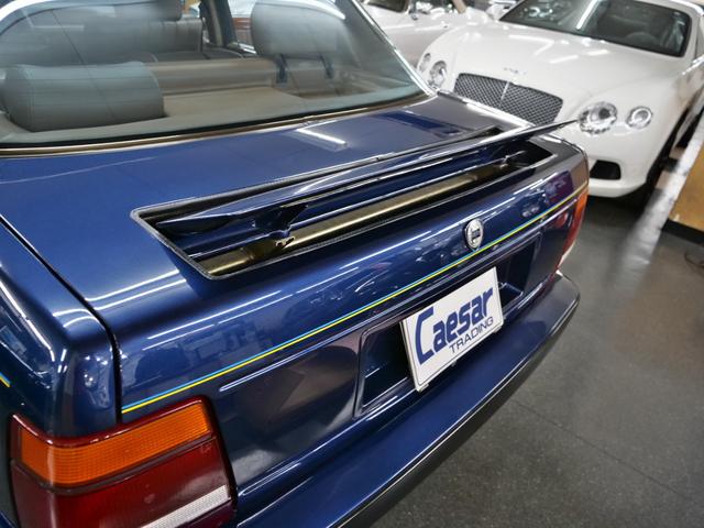 テーマ ８．３２　正規ディーラー車　左ハンドル　フロア５速マニュアル　タンレザー内色（26枚目）