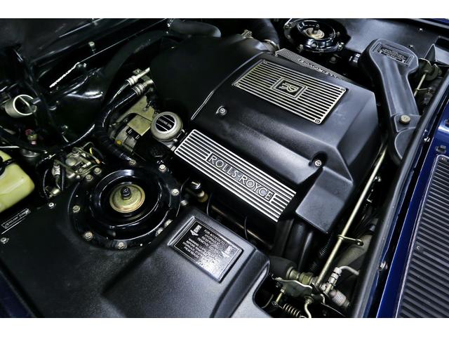 シルバースピリットIII ベースグレード　並行輸入車　右ハンドル　コラム４速ＡＴ　外色ピーコックブルー　内色パーチメントレザー／ロイヤルブルーパイピング（64枚目）