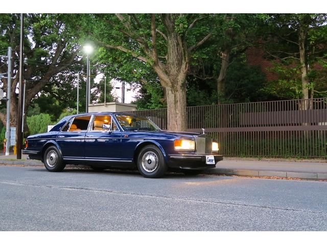 シルバースピリットIII ベースグレード　並行輸入車　右ハンドル　コラム４速ＡＴ　外色ピーコックブルー　内色パーチメントレザー／ロイヤルブルーパイピング（71枚目）