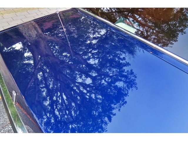 シルバースピリットIII ベースグレード　並行輸入車　右ハンドル　コラム４速ＡＴ　外色ピーコックブルー　内色パーチメントレザー／ロイヤルブルーパイピング（72枚目）