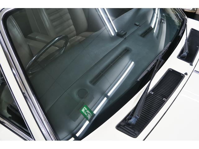 ベントレーその他 ターボR 正規ディーラー車 右ハンドル コラム3速AT 外色ホワイト 内色マッシュルームレザー(16枚目)