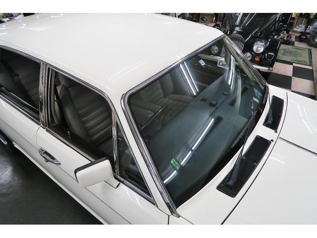 ベントレーその他 ターボR 正規ディーラー車 右ハンドル コラム3速AT 外色ホワイト 内色マッシュルームレザー(22枚目)