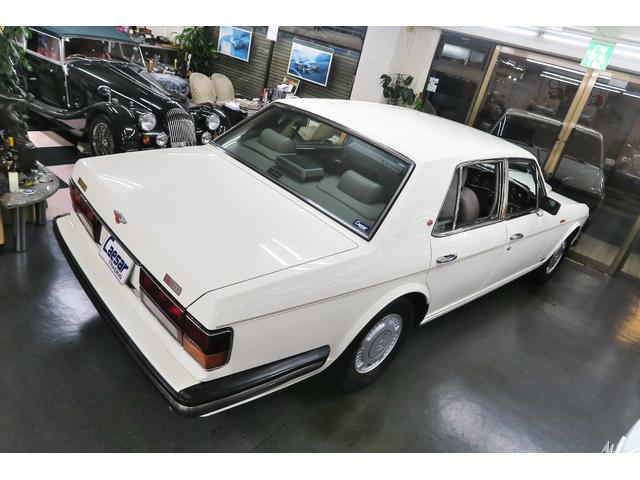 ベントレーその他 ターボR 正規ディーラー車 右ハンドル コラム3速AT 外色ホワイト 内色マッシュルームレザー(28枚目)