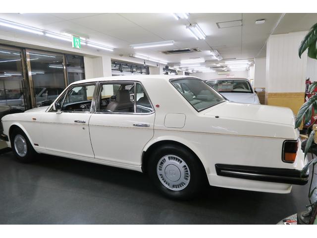 ベントレーその他 ターボR 正規ディーラー車 右ハンドル コラム3速AT 外色ホワイト 内色マッシュルームレザー(43枚目)