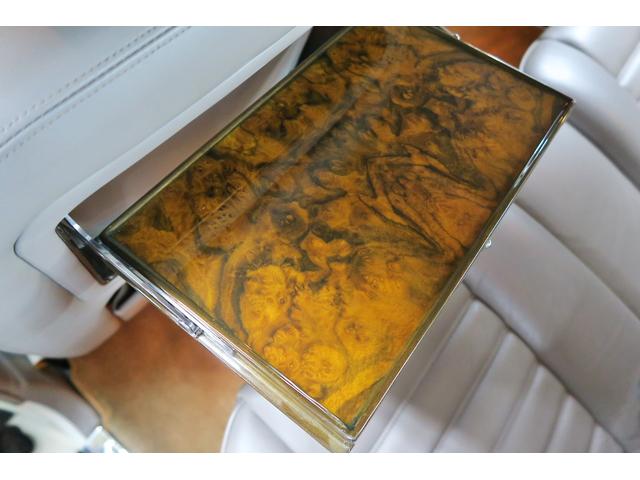 ベントレーその他 ターボR 正規ディーラー車 右ハンドル コラム3速AT 外色ホワイト 内色マッシュルームレザー(56枚目)