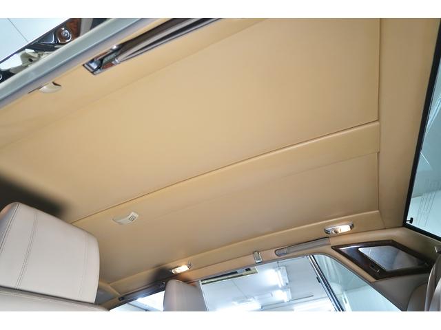 ベントレーその他 ターボR 正規ディーラー車 右ハンドル コラム3速AT 外色ホワイト 内色マッシュルームレザー(70枚目)