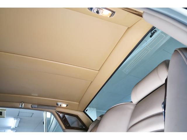 ベントレーその他 ターボR 正規ディーラー車 右ハンドル コラム3速AT 外色ホワイト 内色マッシュルームレザー(74枚目)