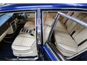 ベースグレード　並行輸入車　右ハンドル　コラム４速ＡＴ　外色ピーコックブルー　内色パーチメントレザー／ロイヤルブルーパイピング（23枚目）