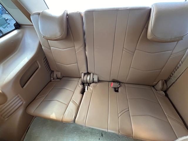 キャデラックエスカレード 　プラチナム　正規ディーラー車　アダクティブクルーズ　マグネティックライドコントロース　ナビ　地デジ　バック＆フロント＆全周囲カメラ　アップルカープレイ　ヘッドレスト＆フリップダウンモニター電動ステップ（21枚目）