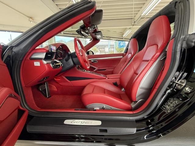 911 911タルガ4(22枚目)