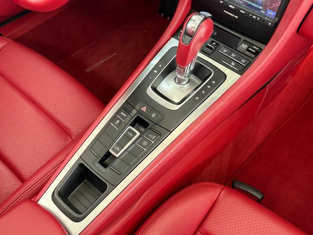 911 911タルガ4(28枚目)