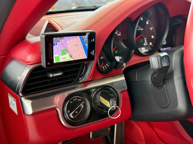 911 911タルガ4(33枚目)