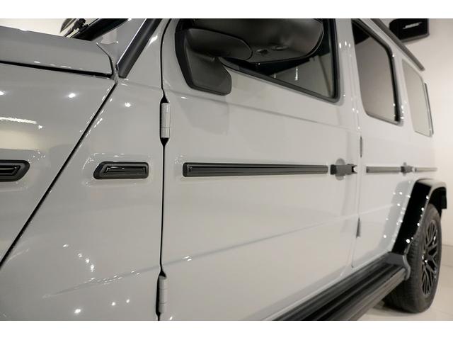 Gクラス G400d AMGライン ステルスグレーPKG ラグジュアリ-PKG アダプティブダンピング 全席シートヒーター レーダーセーフティ AppleCarPlay Burmester 純正ナビ LEDライト アンビエントライト(8枚目)