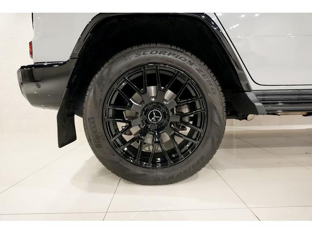 Gクラス G400d AMGライン ステルスグレーPKG ラグジュアリ-PKG アダプティブダンピング 全席シートヒーター レーダーセーフティ AppleCarPlay Burmester 純正ナビ LEDライト アンビエントライト(20枚目)